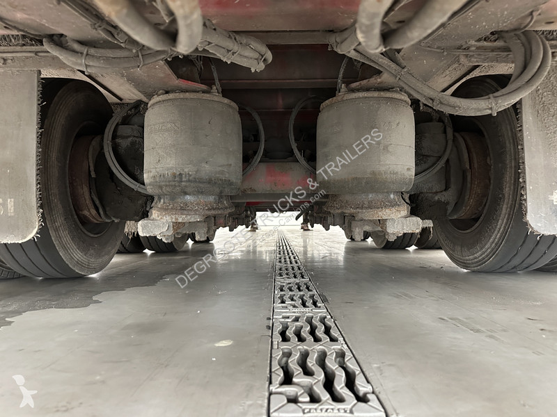 نصف مقطورة Turbo's Hoet Dieplader*
