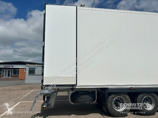 نصف مقطورة Schmitz Cargobull Reefer Standard