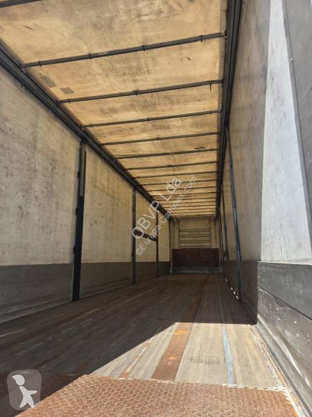 نصف مقطورة Fruehauf