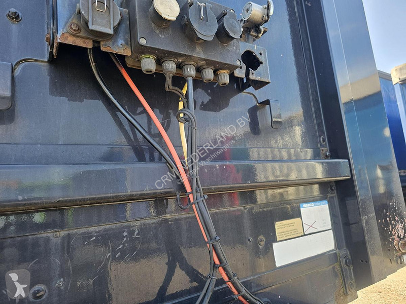 نصف مقطورة Pacton T3 001 /3 axle curtainsider...
