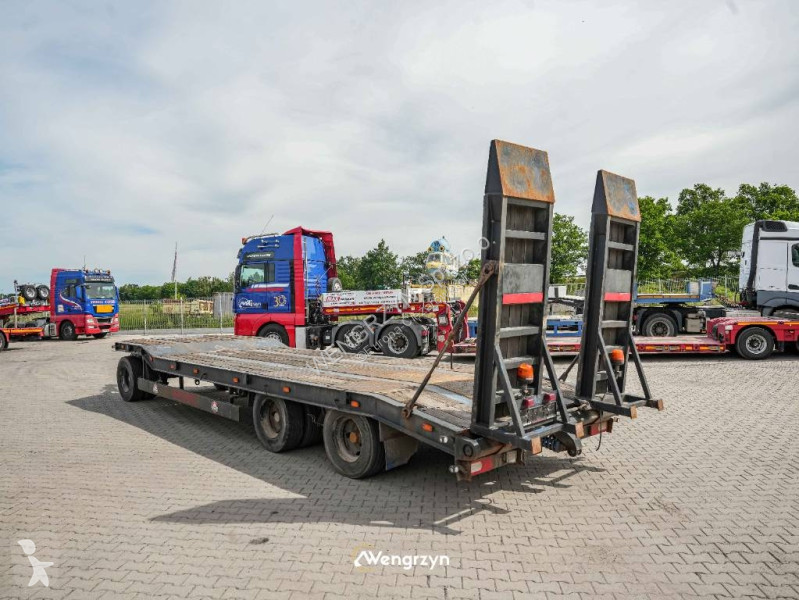 نصف مقطورة Bauer ATU3-30S | Przyczepa 3 osiowa...