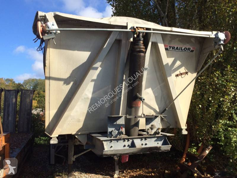 Полуприцеп Trailor SR2 Benne