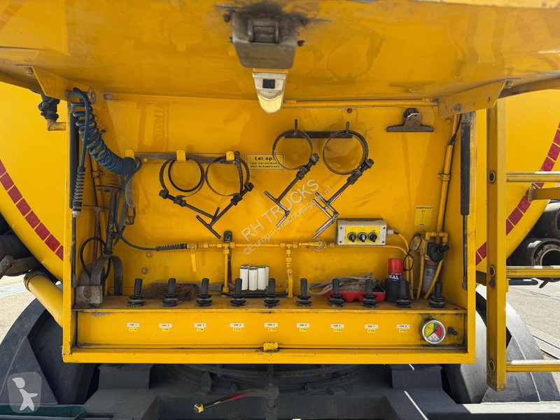 نصف مقطورة Wijnveen 2 AXLE SILO + DAF CF 400...