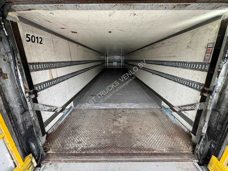 نصف مقطورة Van Eck Double Deck