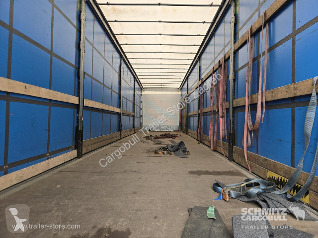 نصف مقطورة Schmitz Cargobull Semitrailer...