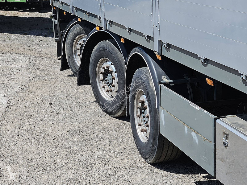 نصف مقطورة KWB P-393-STI-R-1 HIAB 130 R