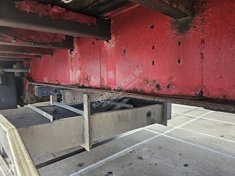 Полуприцеп Pacton T3-011