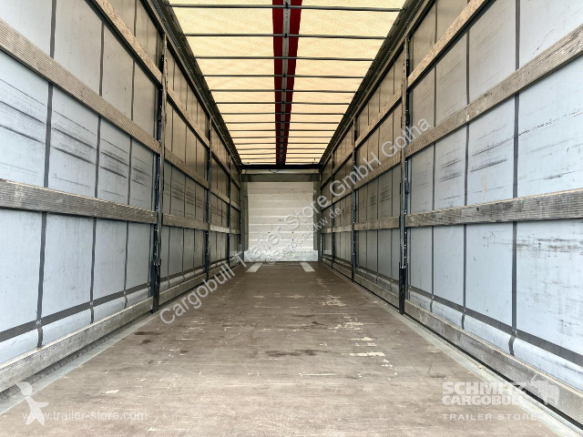 نصف مقطورة Schmitz Cargobull Curtainsider Mega...