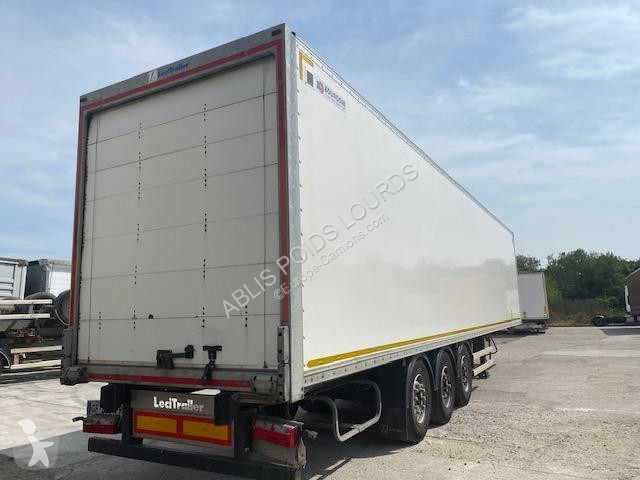 نصف مقطورة Lecitrailer