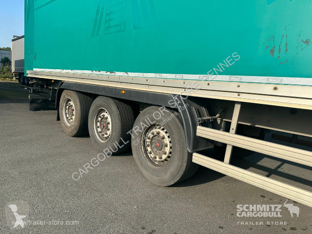 نصف مقطورة Trouillet Semitrailer Dryfreight...