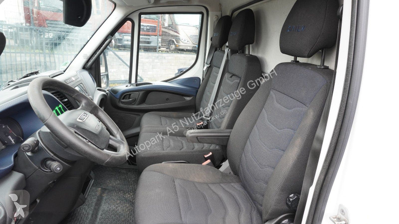 نصف مقطورة Iveco 35C21 SZM Clixtar City Trailer...