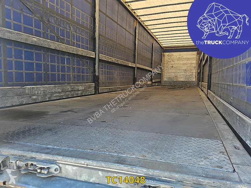 نصف مقطورة Schmitz Cargobull PLSC