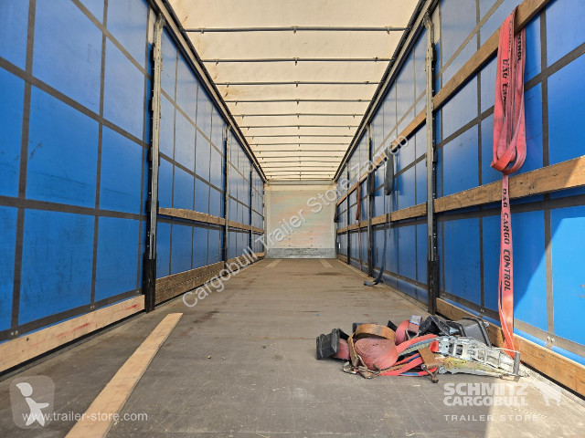 نصف مقطورة Schmitz Cargobull Semitrailer...