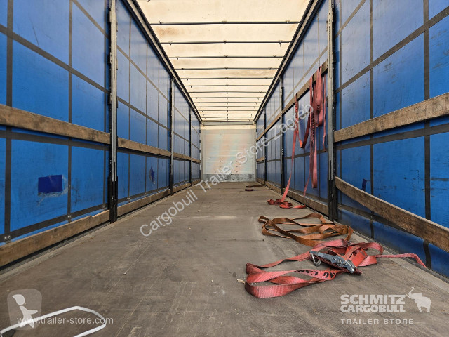 نصف مقطورة Schmitz Cargobull Semitrailer...