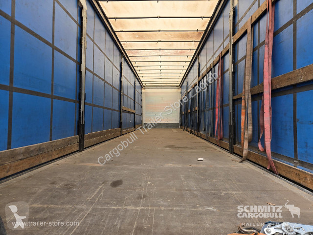 نصف مقطورة Schmitz Cargobull Semitrailer...