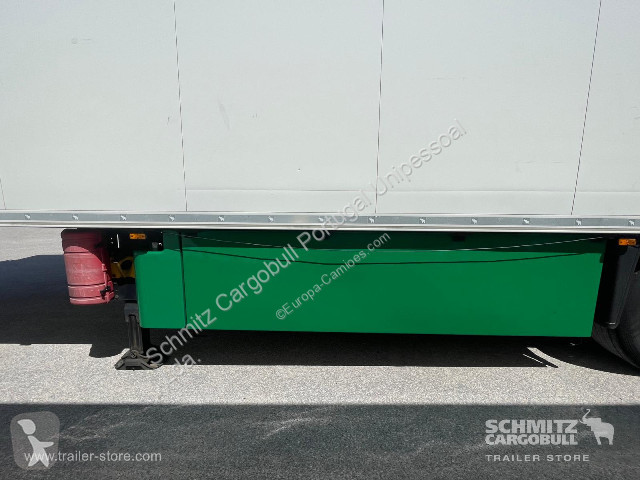 نصف مقطورة Schmitz Cargobull Semitrailer Reefer...