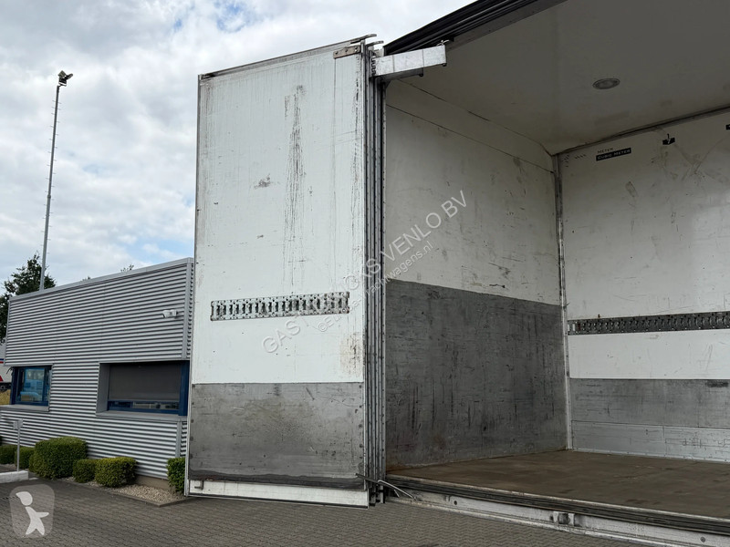 نصف مقطورة Ekeri Full Side Opening / Lift-Axle...
