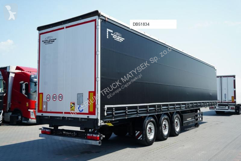 نصف مقطورة Schwarzmüller STANDARD / PALECIARA