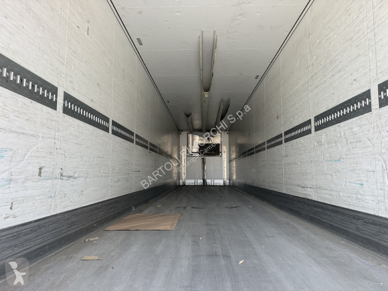 نصف مقطورة Schmitz Cargobull SEMIRIMORCHIO,...