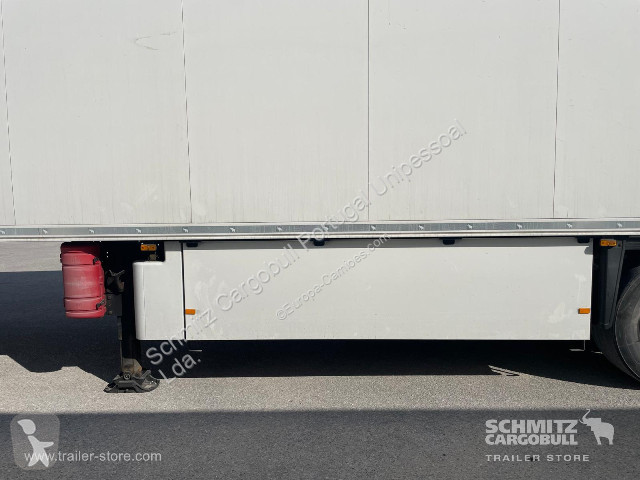 نصف مقطورة Schmitz Cargobull Semitrailer Reefer...
