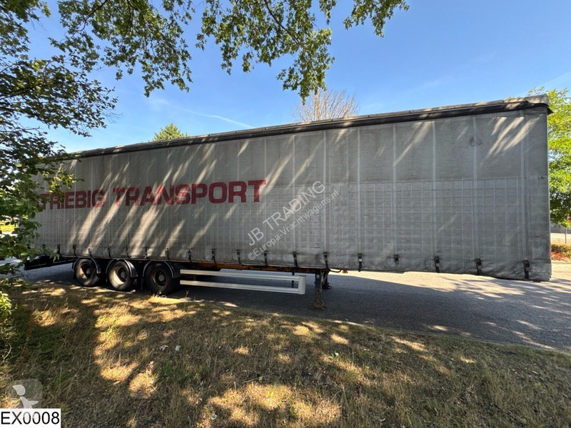 نصف مقطورة Fruehauf Tautliner