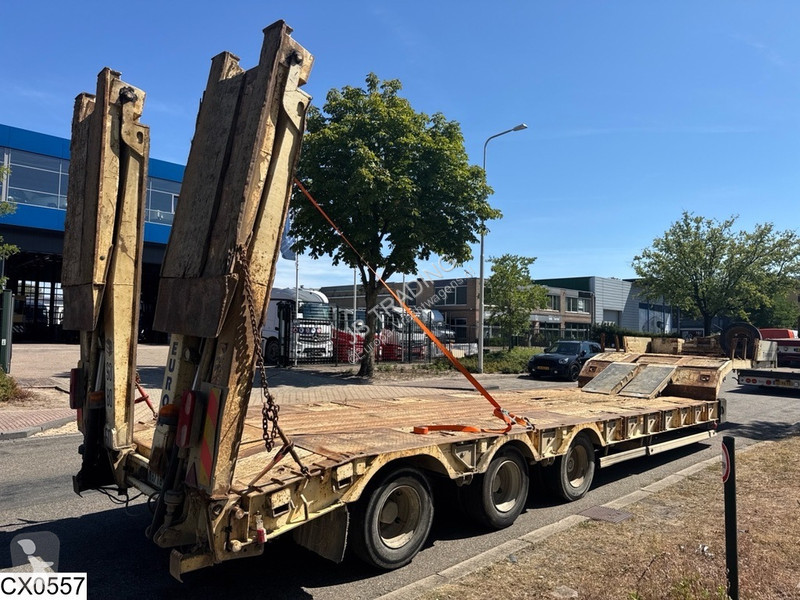 نصف مقطورة Kaiser Lowbed 57.000 KG