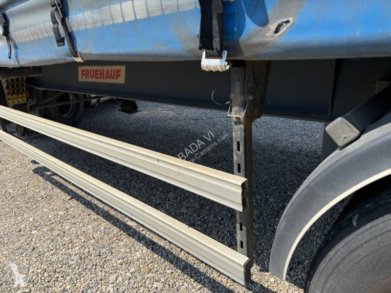 نصف مقطورة Fruehauf