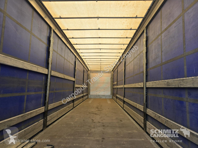 نصف مقطورة Schmitz Cargobull Semitrailer...