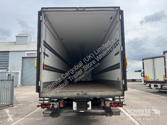نصف مقطورة Schmitz Cargobull Reefer Standard...