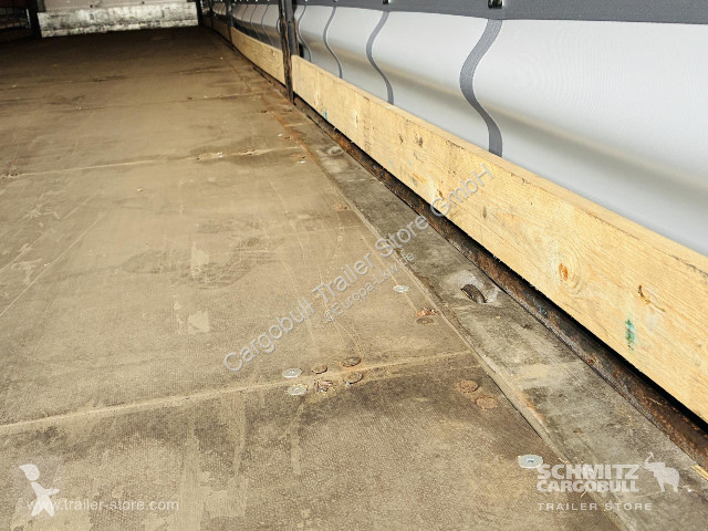 نصف مقطورة Schmitz Cargobull Curtainsider Mega...