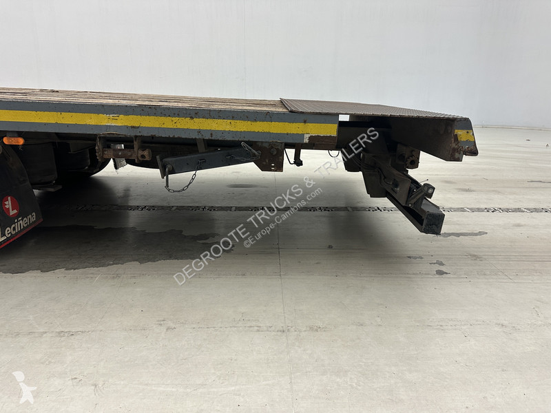 نصف مقطورة Leciñena Low bed trailer