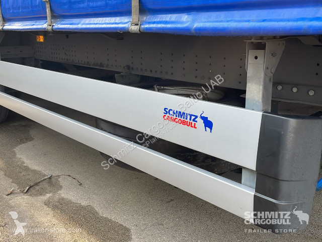 Félpótkocsi Schmitz Cargobull Semitrailer...