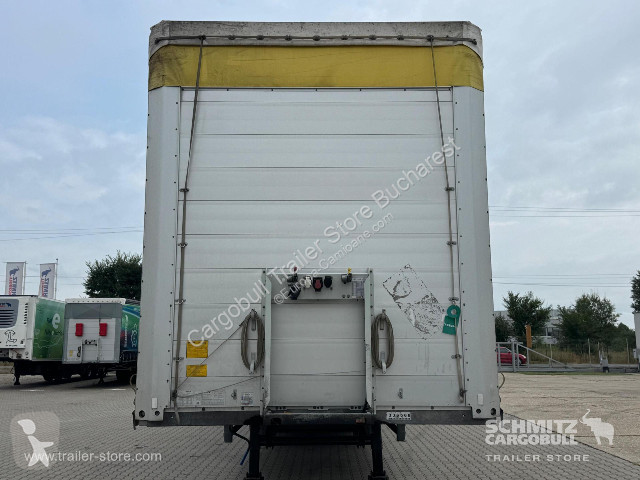 Félpótkocsi Schmitz Cargobull Curtainsider...