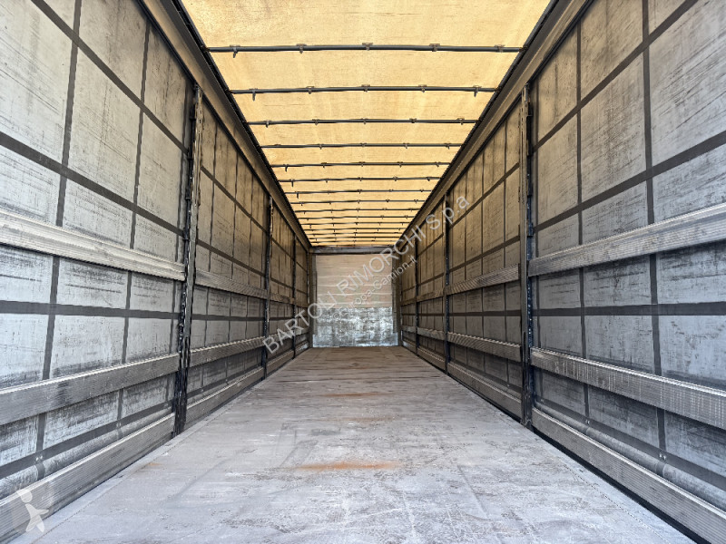 Félpótkocsi Schmitz Cargobull SEMIRIMORCHIO,...
