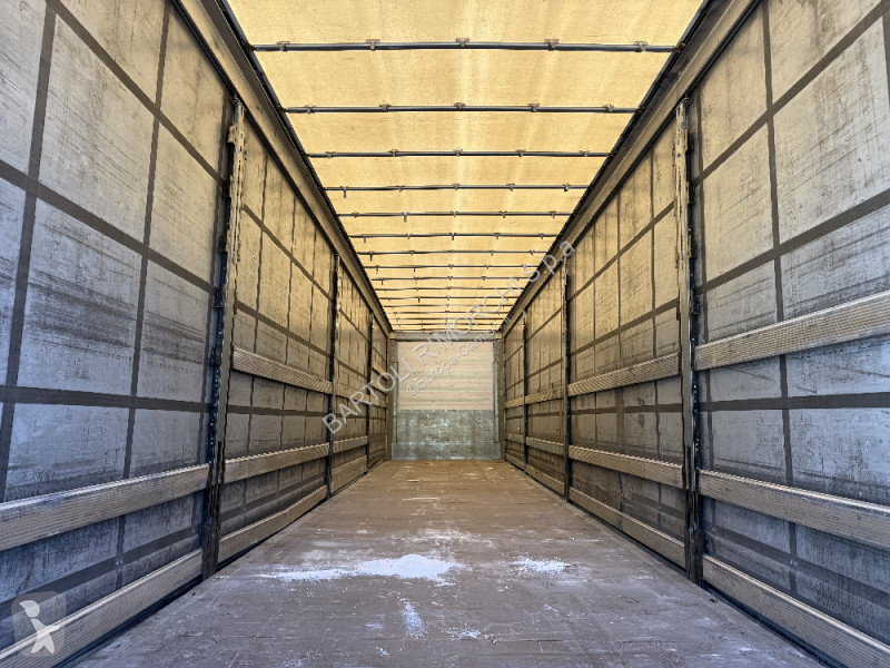 Félpótkocsi Schmitz Cargobull SEMIRIMORCHIO,...