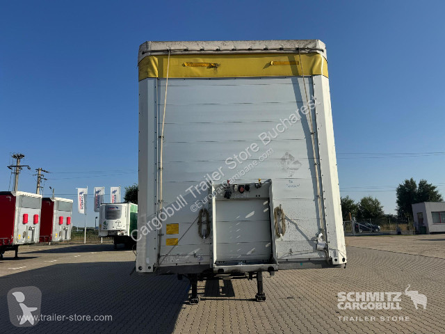 Félpótkocsi Schmitz Cargobull Curtainsider...