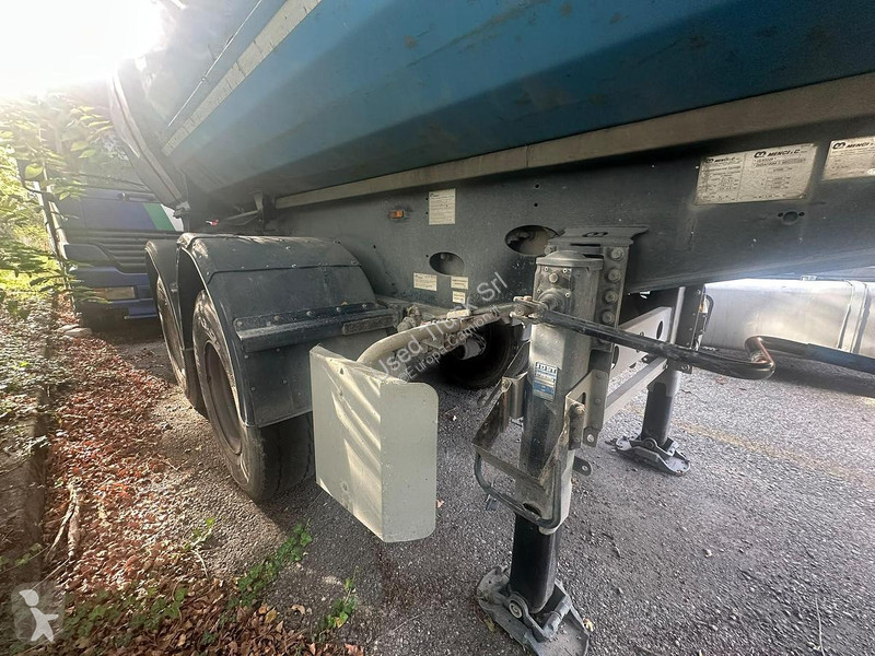 Полуприцеп Menci SA 740
