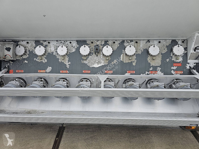Полуприцеп Magyar FUEL 8 COMP