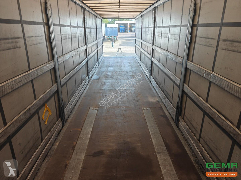 Полуприцеп Schmitz Cargobull SCB*S3T Sliding...
