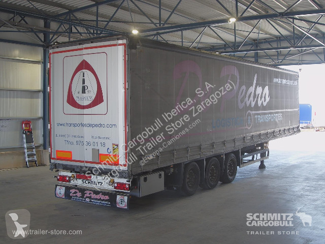 Полуприцеп Schmitz Cargobull Curtainsider Standard