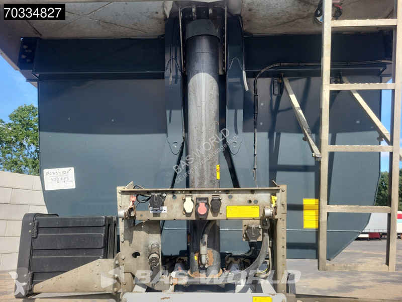 Полуприцеп Schmitz Cargobull SCB*S3D 3 axles