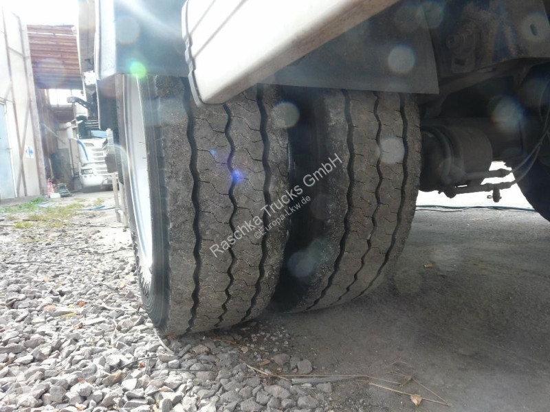 Semitrailer Fruehauf Carrier Vector 1550...