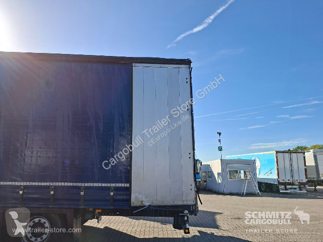 نصف مقطورة Schmitz Cargobull Curtainsider Mega...
