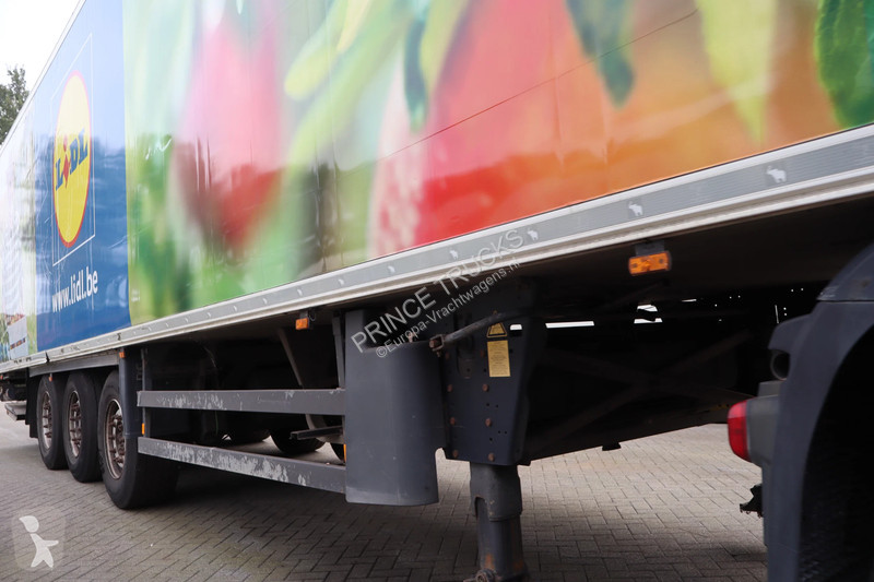 Semirremolque Schmitz Cargobull Carrier Vector...