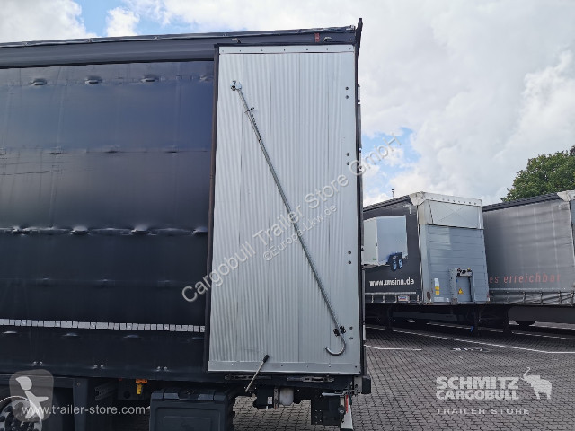 نصف مقطورة Schmitz Cargobull Curtainsider Mega...