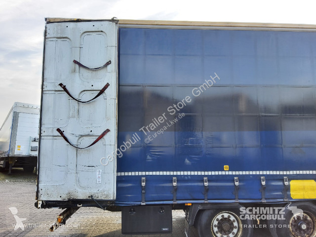 Semitrailer Krone Curtainsider Mega