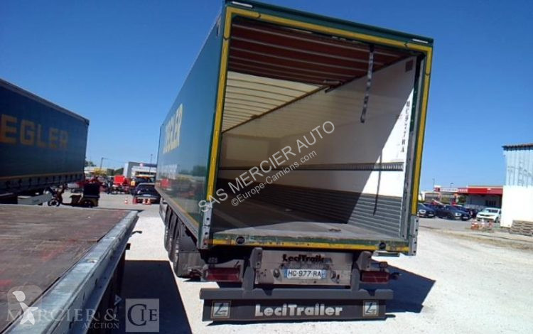 نصف مقطورة Lecitrailer