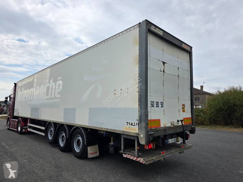 Semiremorca Fruehauf