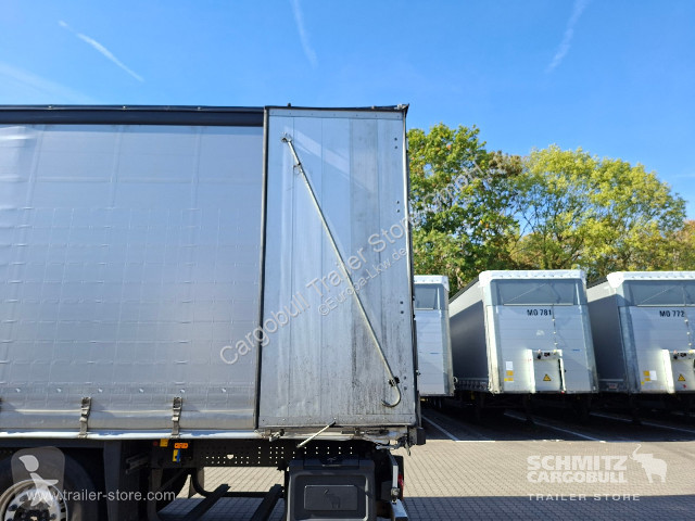 نصف مقطورة Schmitz Cargobull Curtainsider Standard