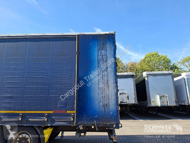 Kögel Curtainsider Mega semi-trailer